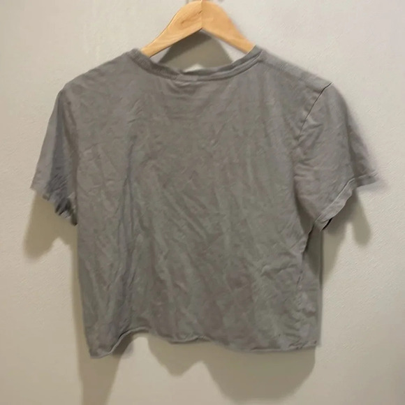 DISNEY Mickey Mouse woman’s gray crop top - Picture 12 of 12